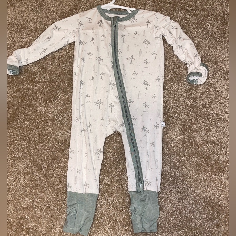 Baby bamboo convertible footie pajama palm tree